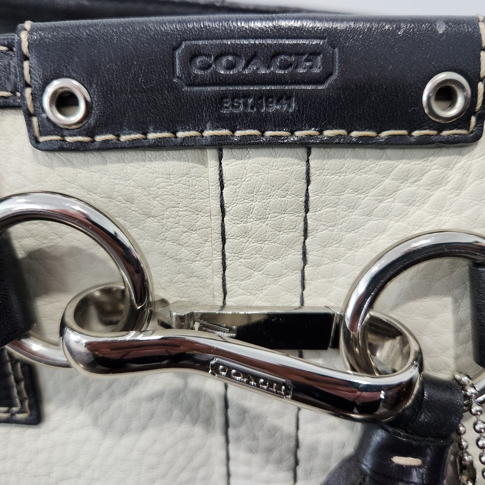 Coach handbag - Picture 5 of 7
